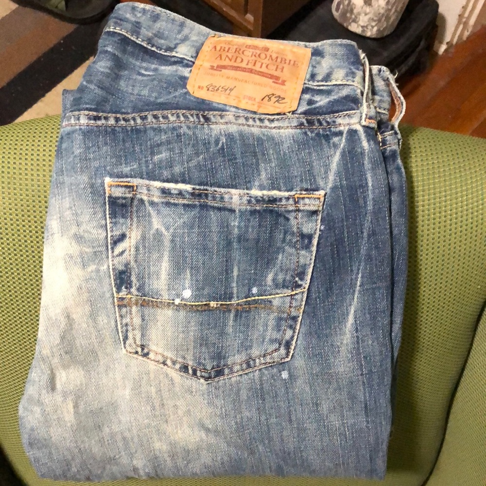 Abercrombie & Fitch men’s boot cut jeans 31-32